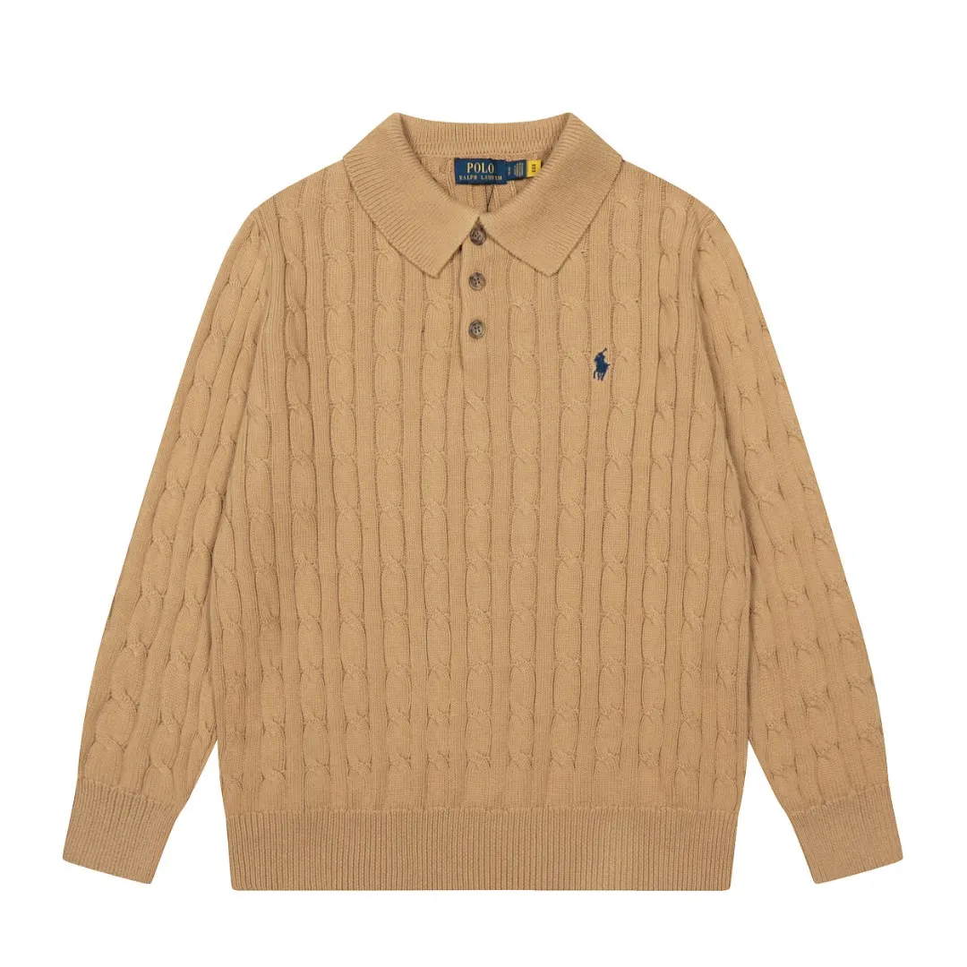 P230 RALPH LAUREN Six-color classic small label embroidery polo collar long-sleeved button pullover knitted sweater top for men and women. Pure original high-density LOGO embroidery on the chest, original 1:1 customized tag accessories. Made of pure cotton yarn and multi-knitted, pure cotton is skin-friendly and comfortable, small label war horse embroidered twist button polo neck sweater 🐎 high quality, follow the blogger to learn how to wear it! Let’s buy a Ralph Lauren cable sweater. It’s a super hard-to-find series after it became popular. It’s hard to find one on the official website. It’s simple and practical, has a lazy and loose feel, soft and delicate feel, and has a loose fit. Whether worn alone or layered, you can wear a simple one to create different styles of fashion!